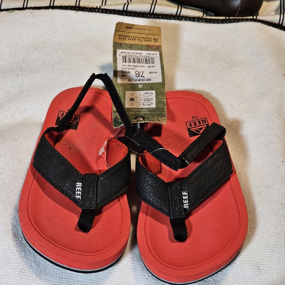REEF Sandals REEF Flip Flops w/ Backstrap Unisex Toddler Size 7/8 Black/Red NEW